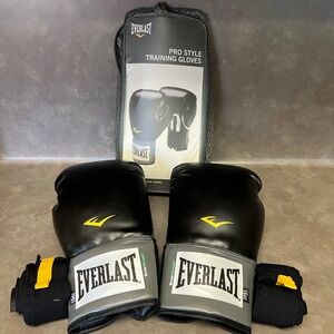 Everlast Black Pro Style Training Boxing Gloves